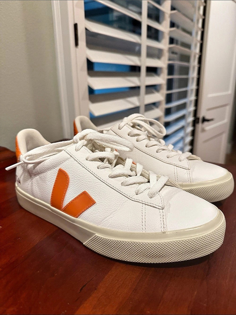 Veja Campo ChromeFree Leather Sneakers Extra White/Orange Fluo US 9
